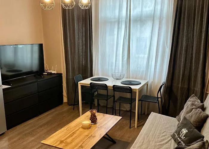 Lägenhet Superb 2 Bedroom Sofia